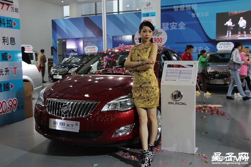 快来看美女哦九江国际会展中心精品车模等你来看看