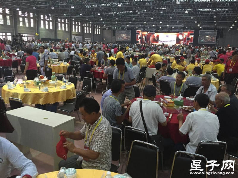 3500人晚宴