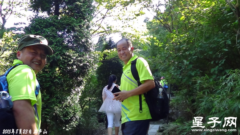 上庐山28.jpg