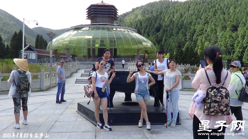 上庐山92.jpg