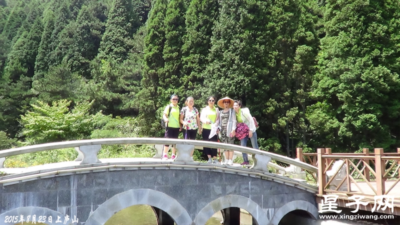 上庐山107.jpg