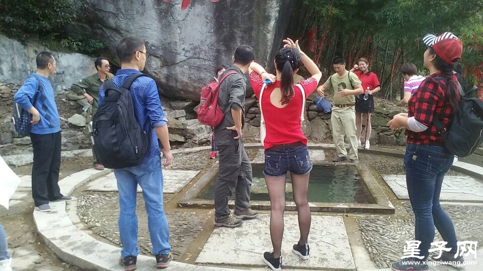 092905yr5s1vxuquhyuunv.jpg