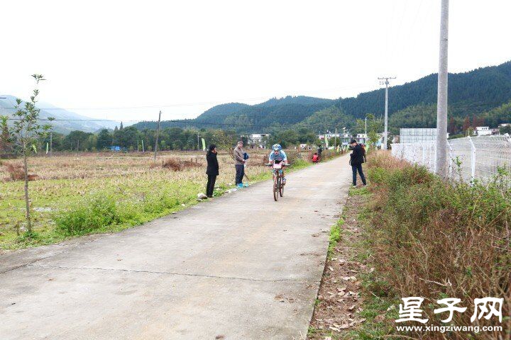 QQ图片20151124233401.jpg
