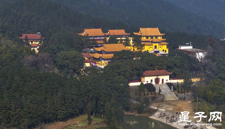万杉寺全景图.jpg
