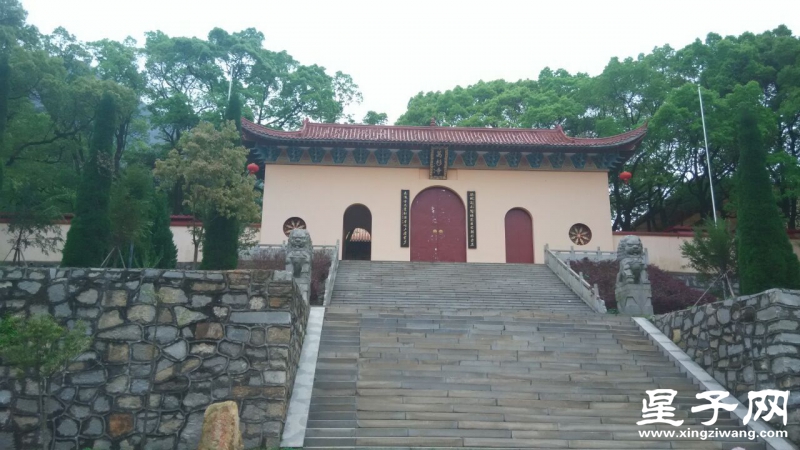 正门