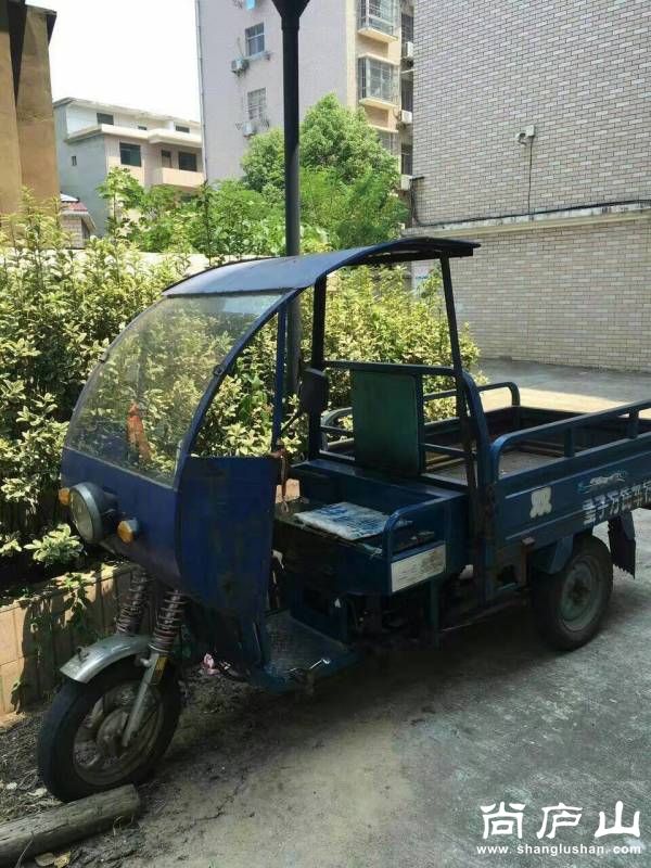 三轮车.jpg