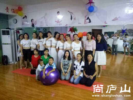 j1Gf1y15G3uD.jpg