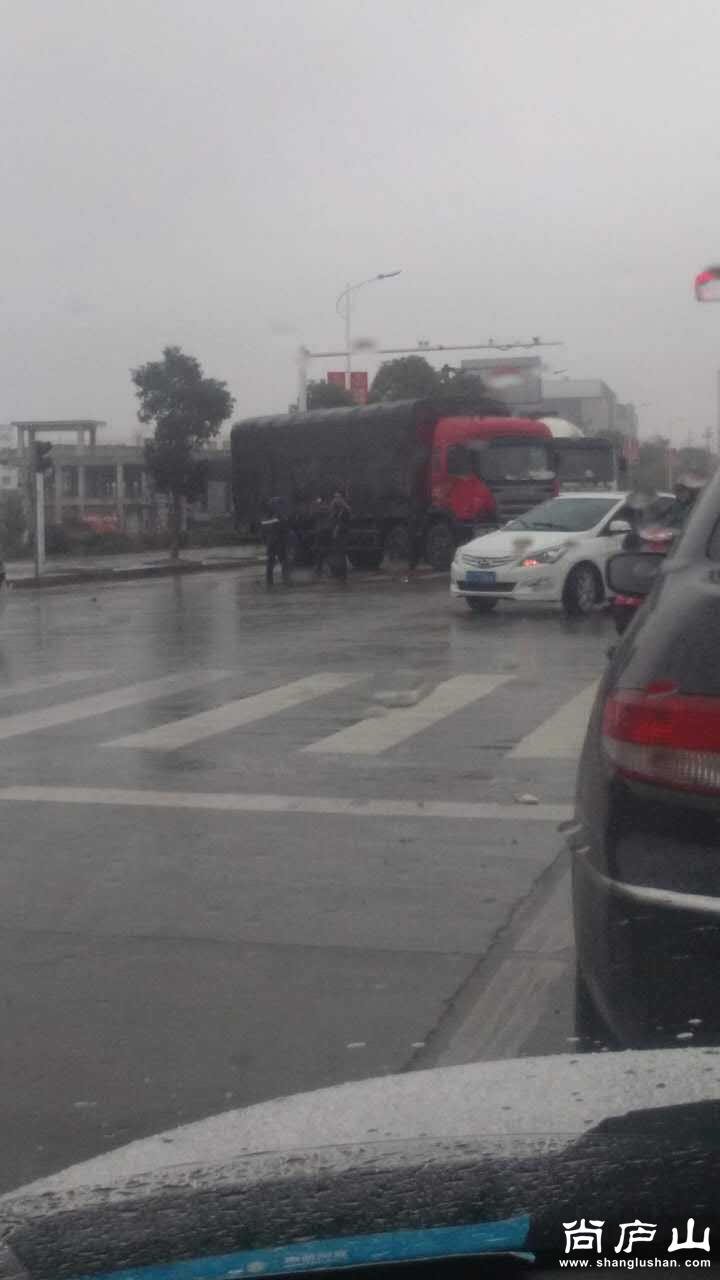 4iKCqQ808Icz.jpg