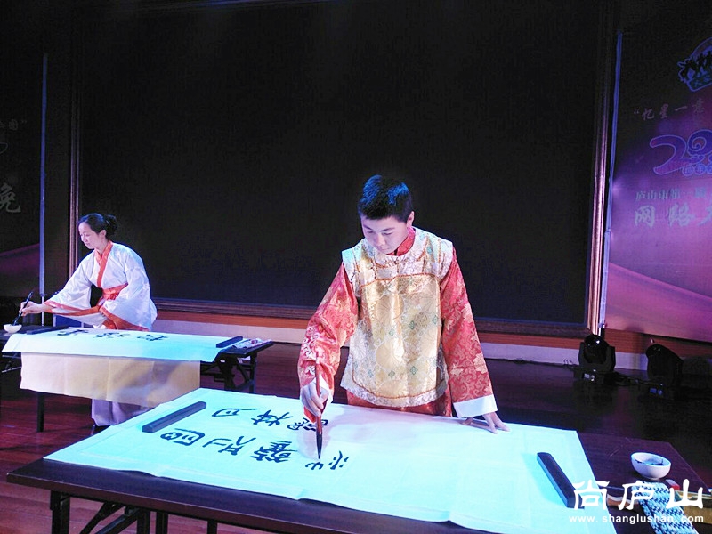 墨香苑小苑主余仕颖.jpg