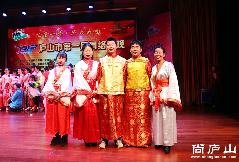 墨香苑小合影_副本.jpg