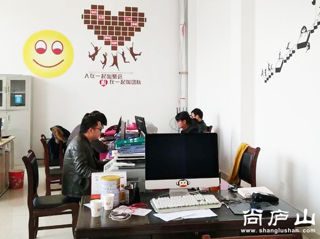 正在努力的小伙伴们