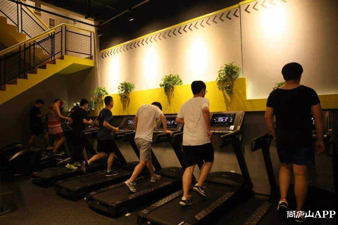 健身房乱么听人说那种地方很乱