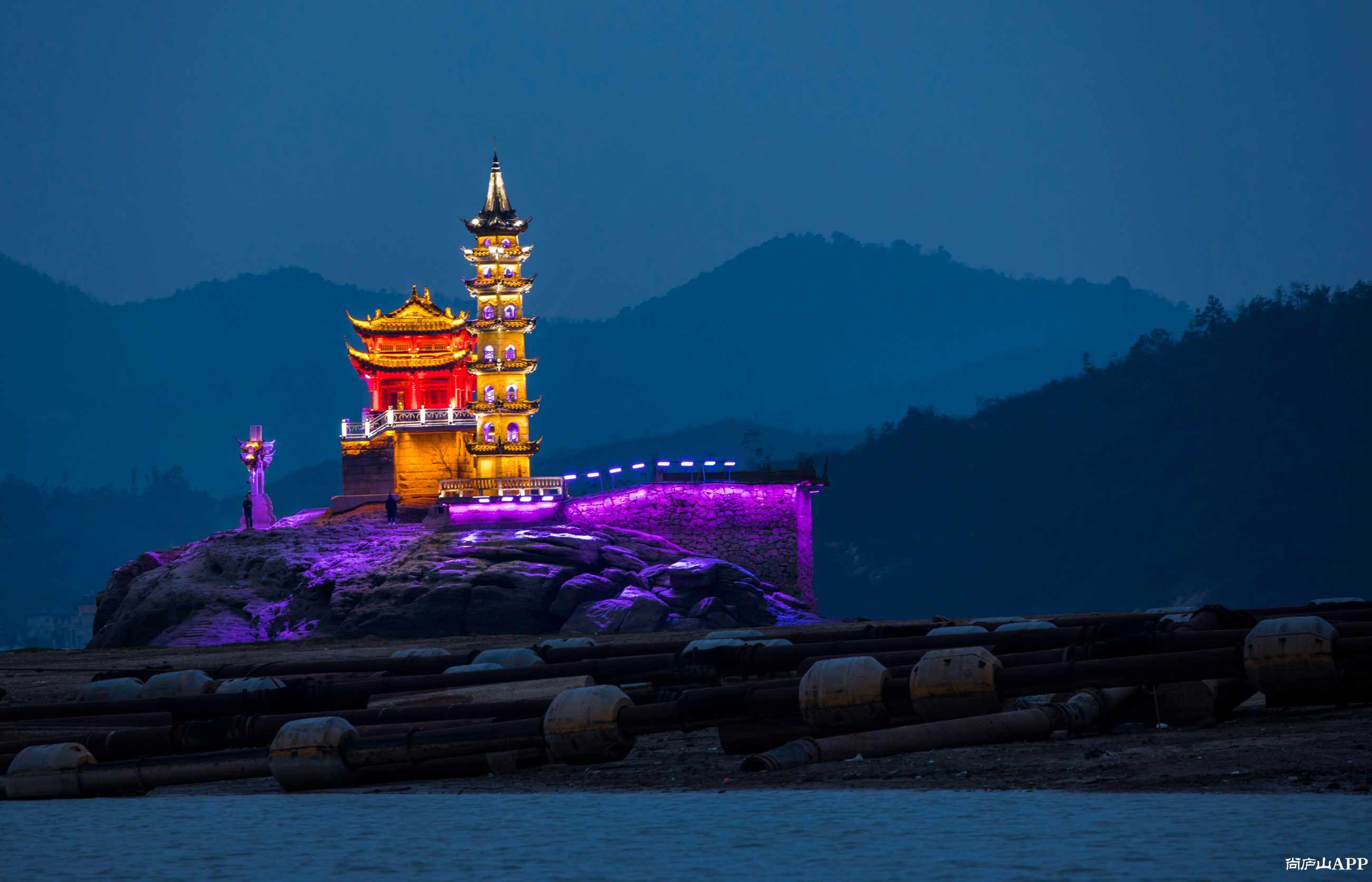 绚丽多彩的落星墩