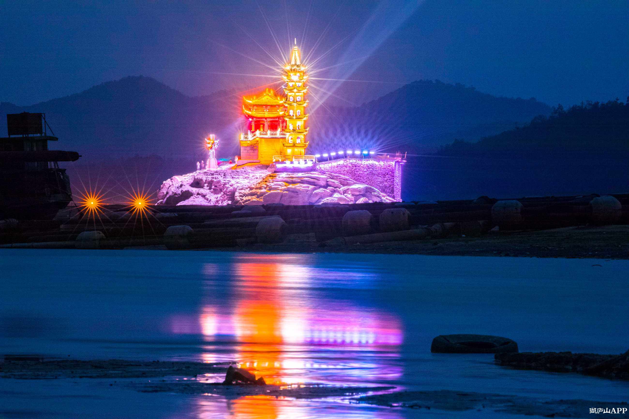 绚丽多彩的落星墩